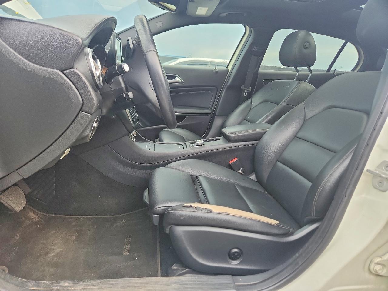 2016 MERCEDES-BENZ GLA GLA250-4M