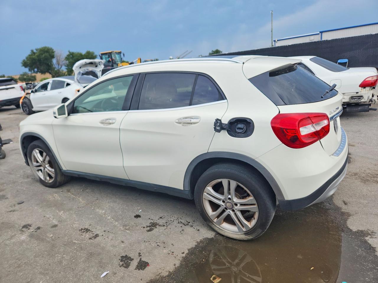 2016 MERCEDES-BENZ GLA GLA250-4M