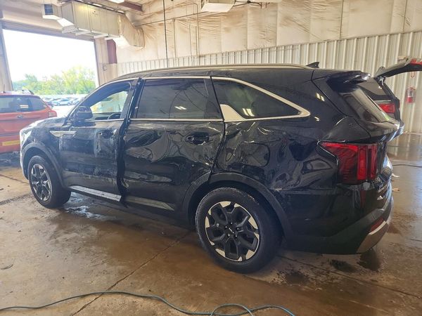 2025 KIA SORENTO