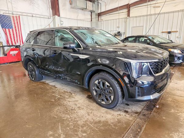 2025 KIA SORENTO