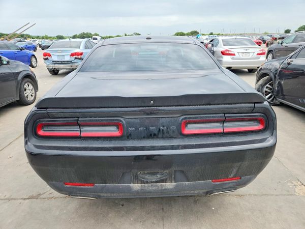 2021 DODGE CHALLENGER SXT