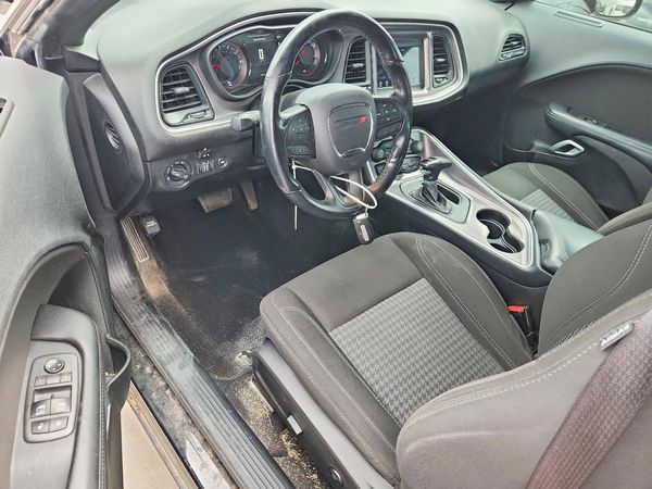 2021 DODGE CHALLENGER SXT