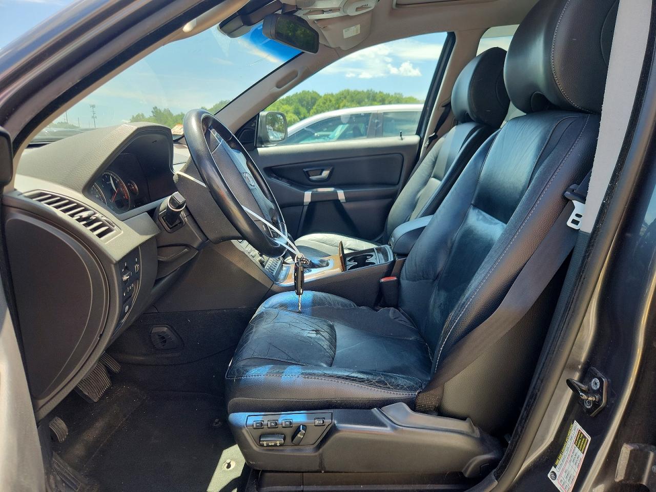 2008 VOLVO XC90