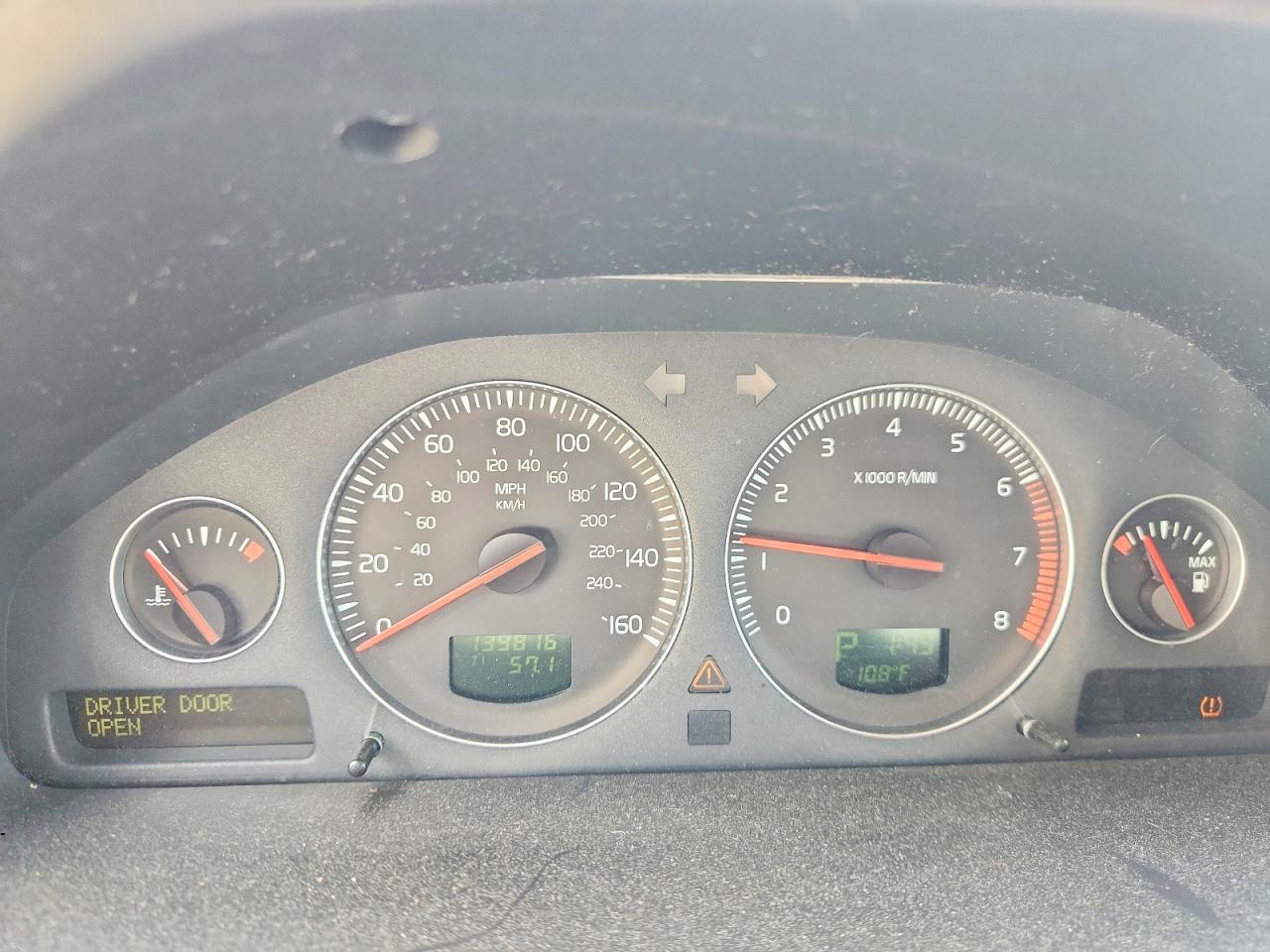 2008 VOLVO XC90