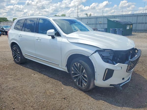 2025 VOLVO XC90 Plus