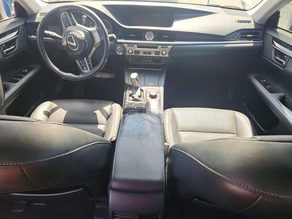 2017 LEXUS ES 350