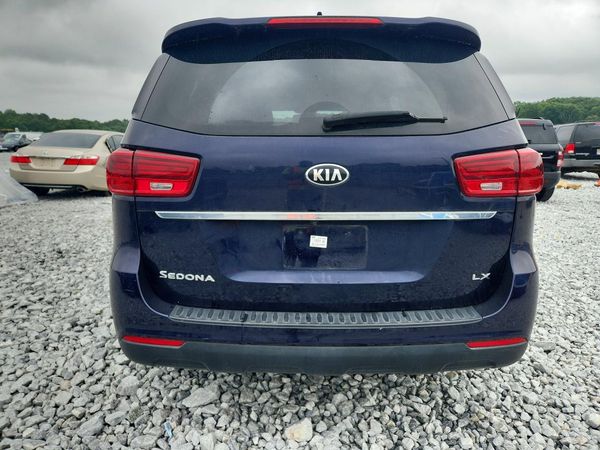 2021 KIA SEDONA