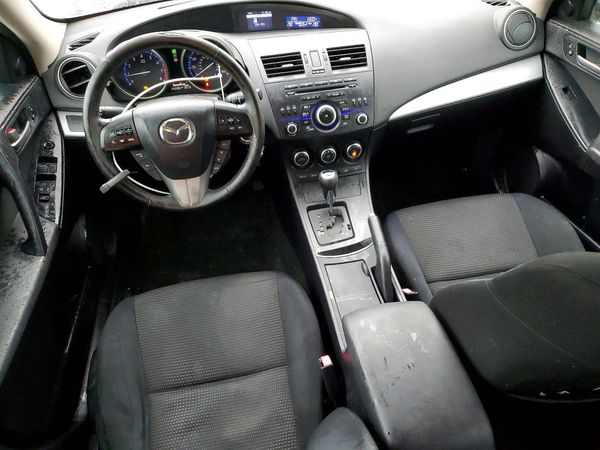 2013 MAZDA 3 Touring/GS
