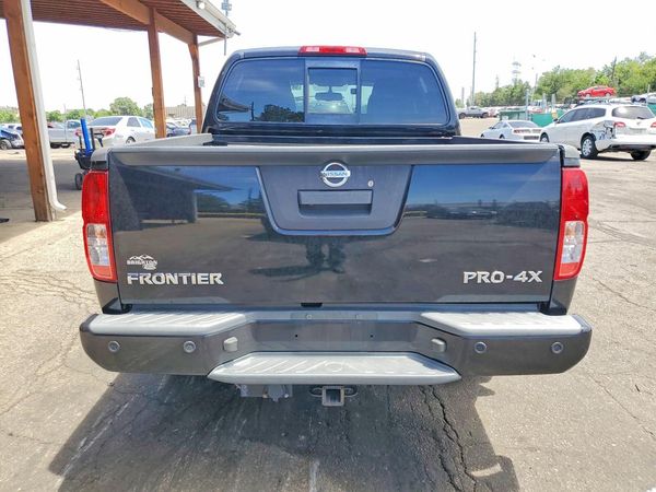 2018 NISSAN FRONTIER