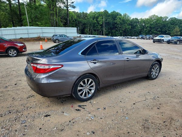 2015 TOYOTA CAMRY SOLA Hybrid