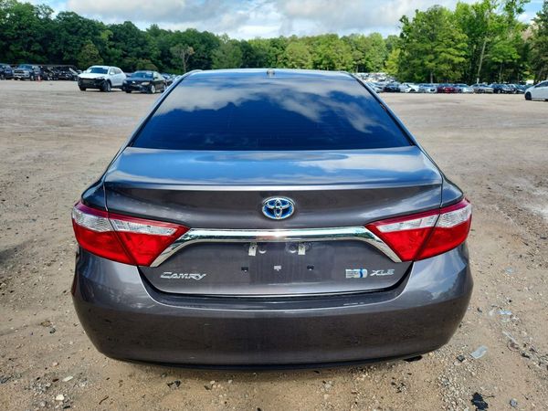 2015 TOYOTA CAMRY SOLA Hybrid