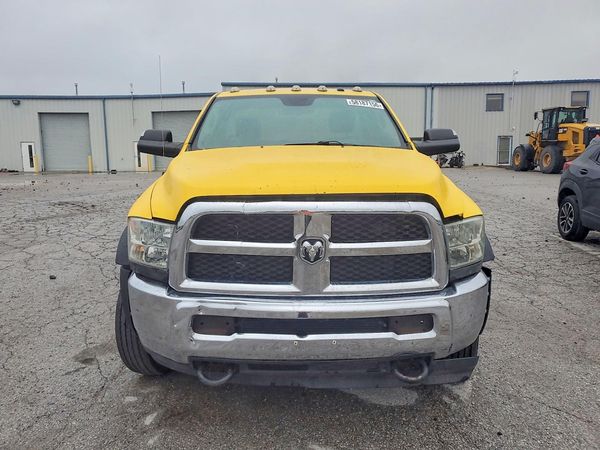 2016 RAM 5500 REG CAB CHASSIS