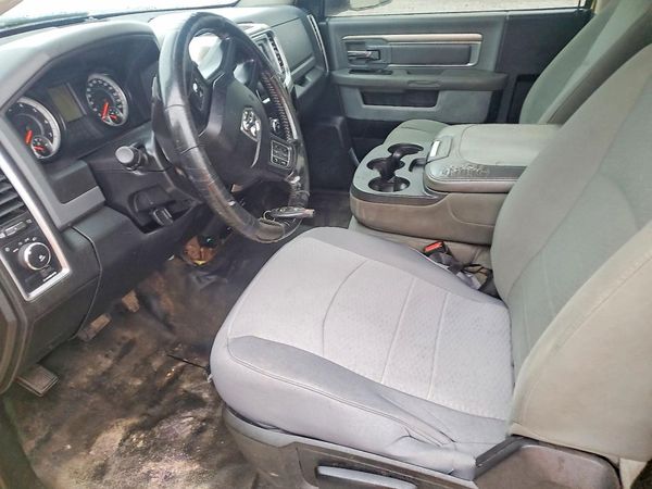 2016 RAM 5500 REG CAB CHASSIS