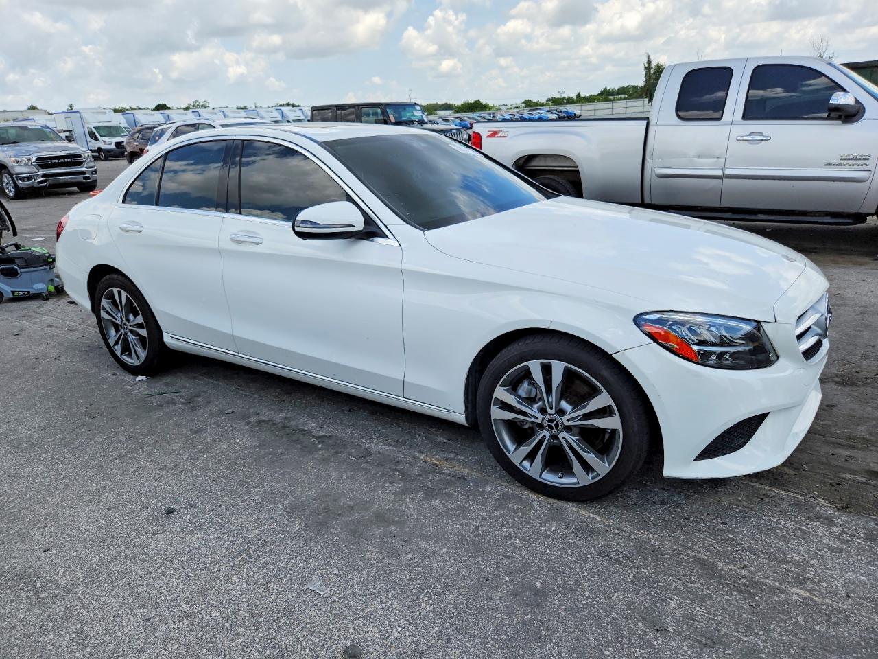 2021 MERCEDES-BENZ C C300