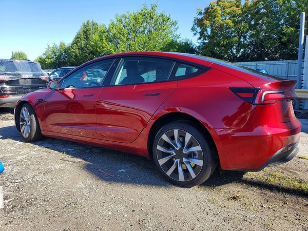 2025 TESLA MODEL 3