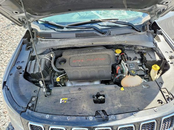2018 JEEP COMPASS LATITUDE 4X4