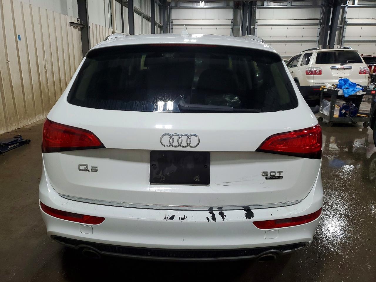 2016 AUDI Q5