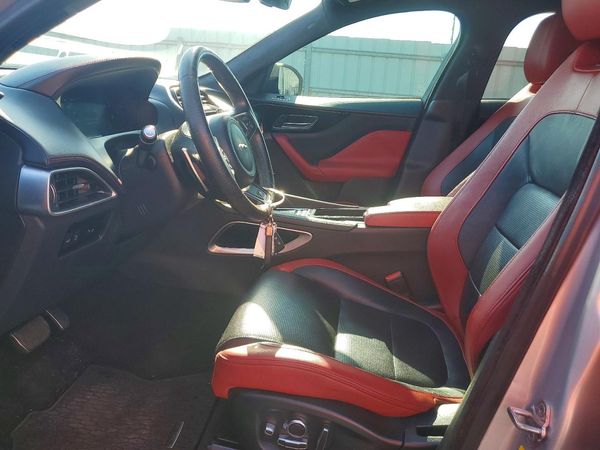 2019 JAGUAR F-PACE S