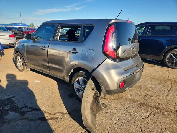 2019 KIA SOUL Base