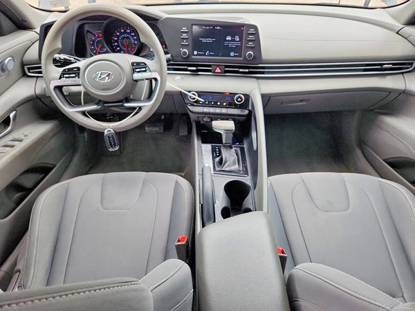 2021 HYUNDAI ELANTRA SEL