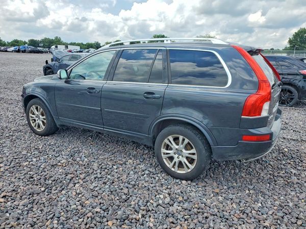 2013 VOLVO XC90