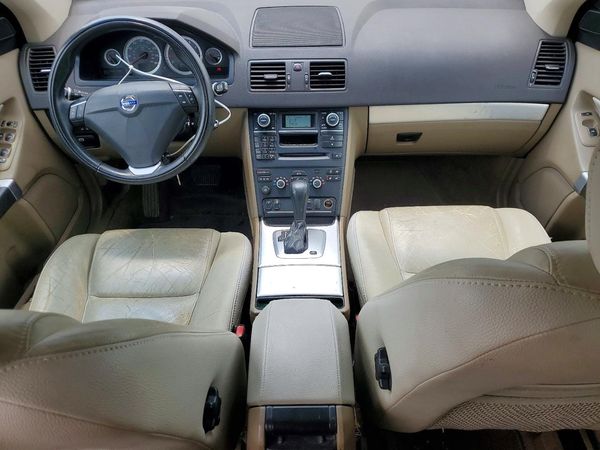 2013 VOLVO XC90
