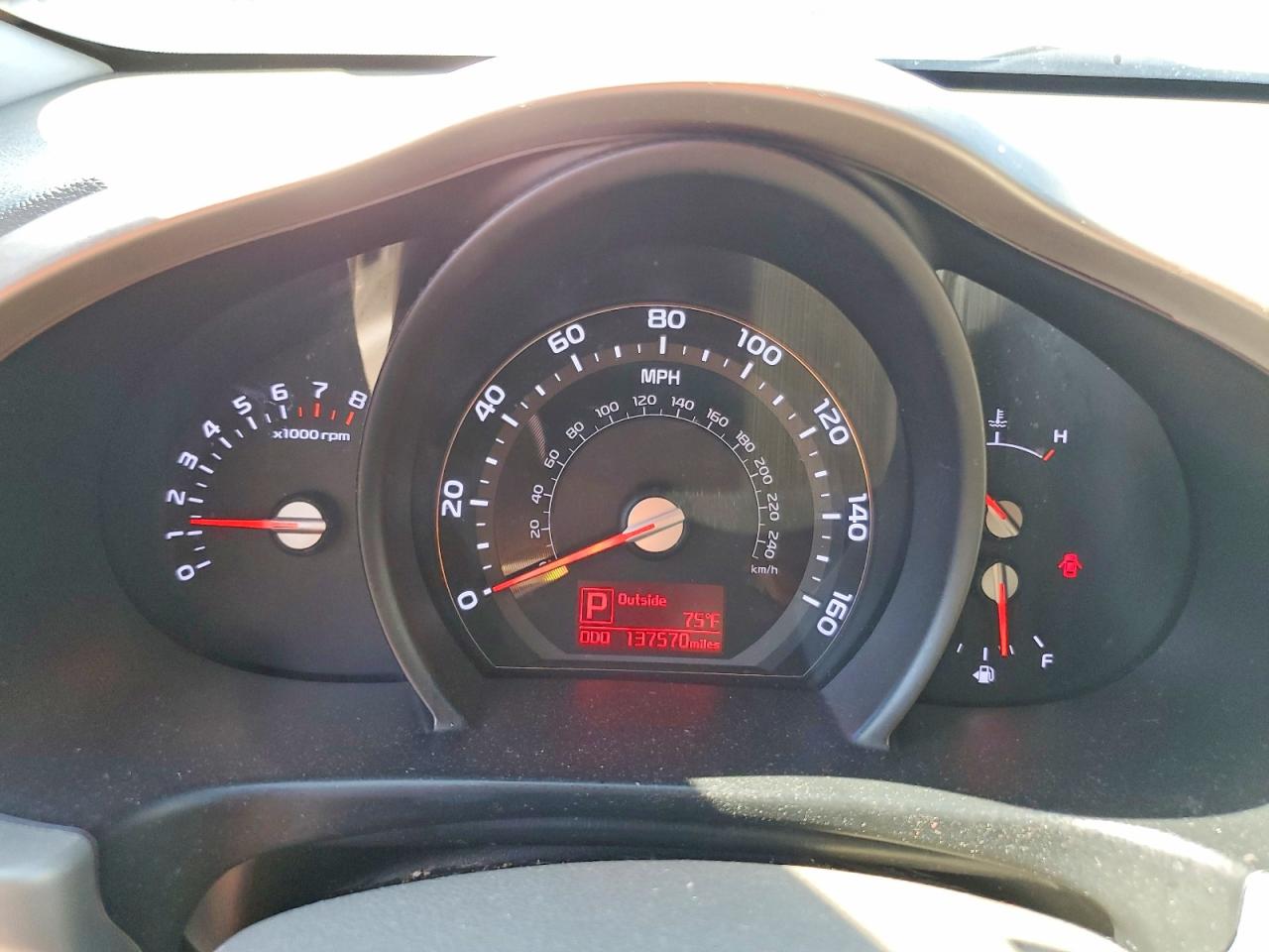 2015 KIA SPORTAGE GL - Middle-low