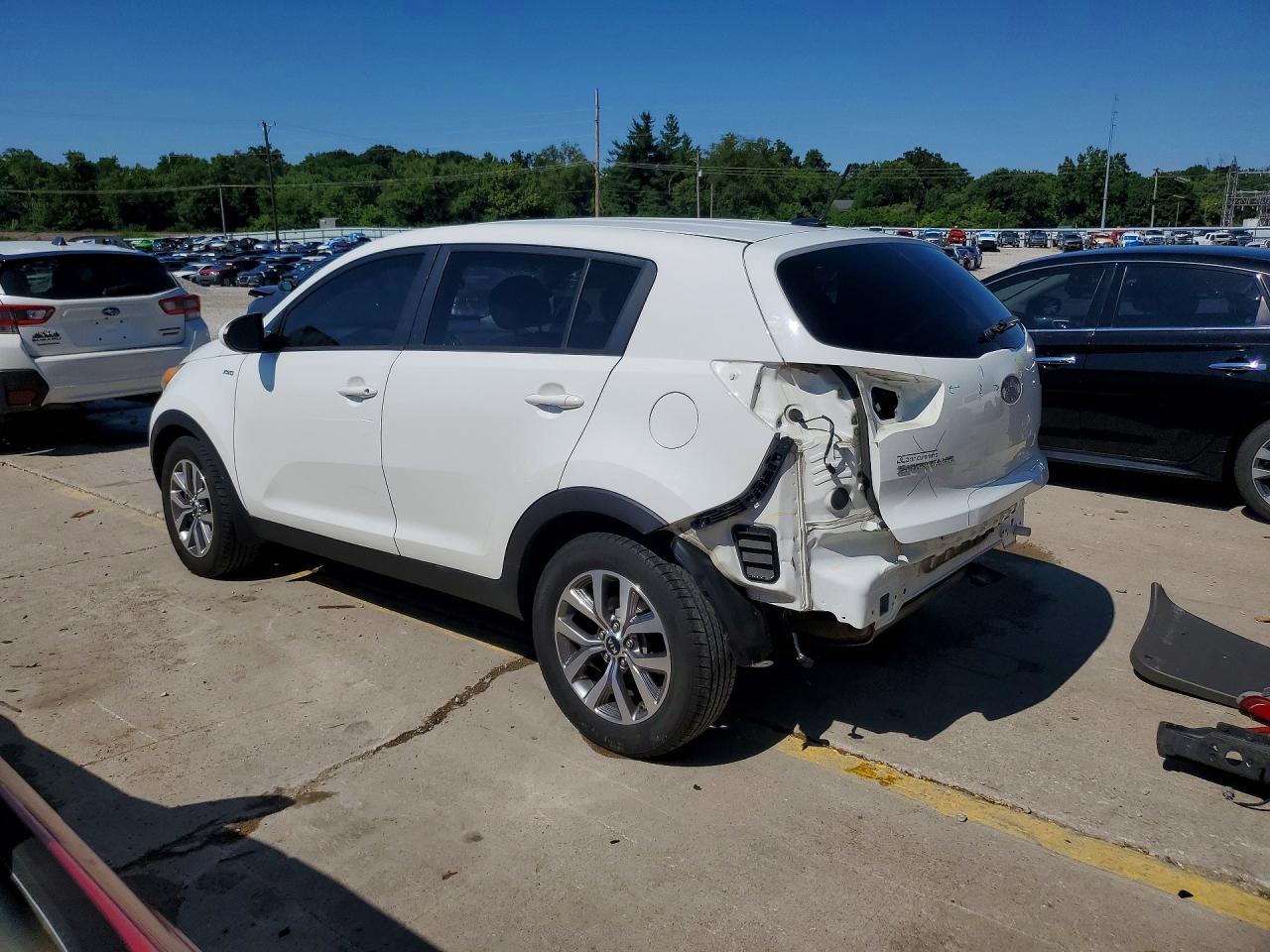 2015 KIA SPORTAGE GL - Middle-low