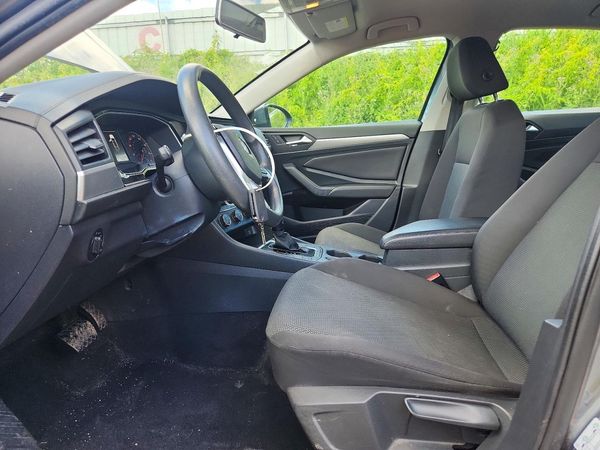 2019 VOLKSWAGEN JETTA S, SE, R-Line