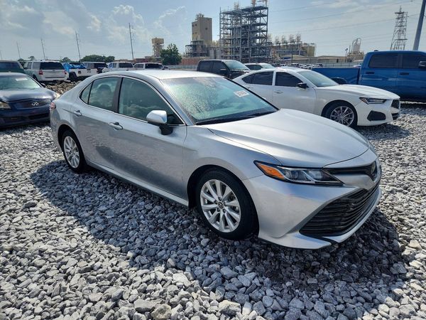2020 TOYOTA CAMRY