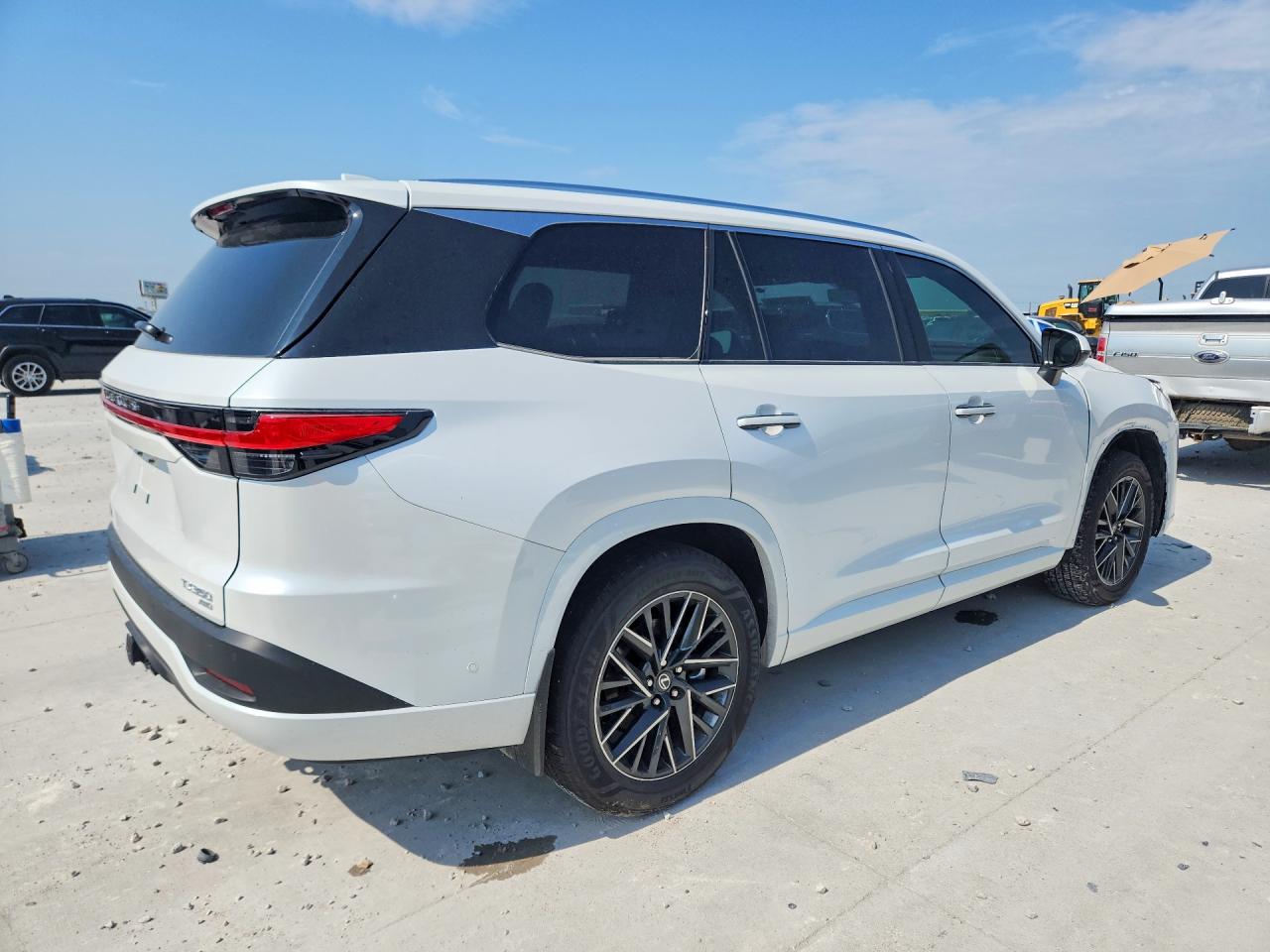 2026 LEXUS TX 350