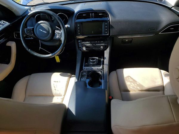 2017 JAGUAR F-PACE Premium — CKPT