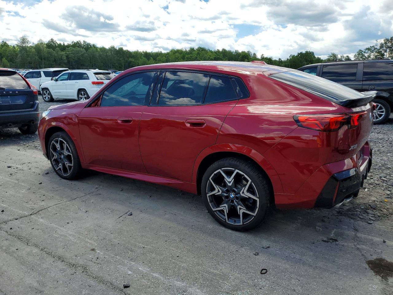 2025 BMW X2 M35i