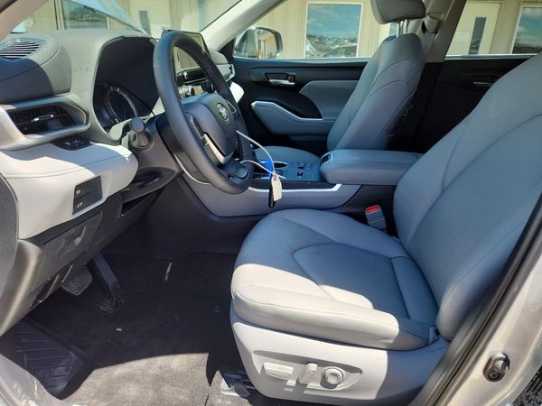 2025 TOYOTA HIGHLANDER HYBRID