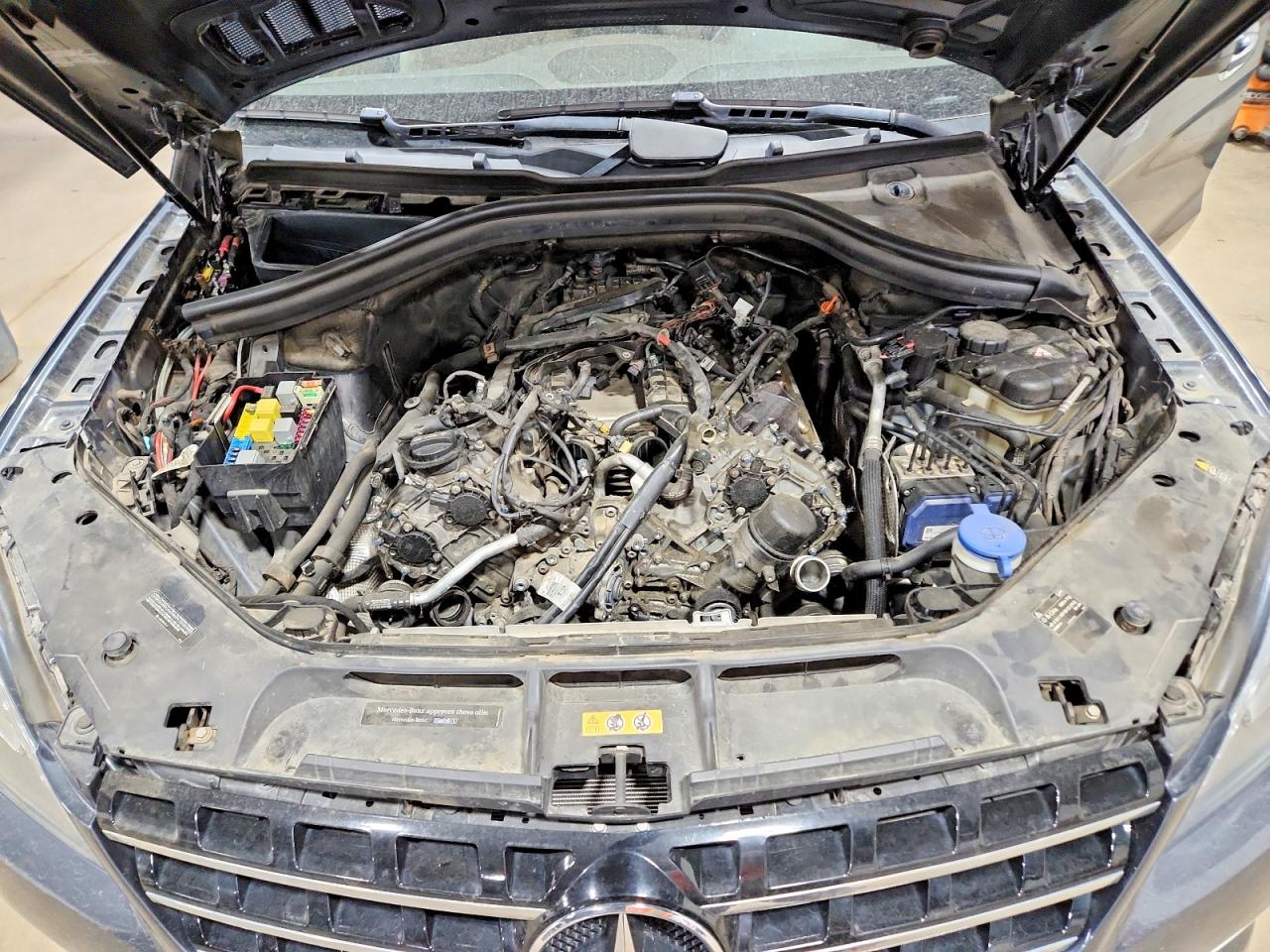 2014 MERCEDES-BENZ ML ML550 4-MATIC