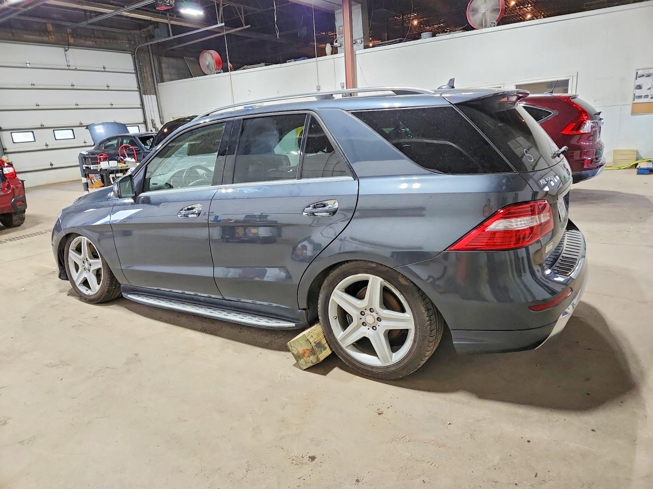 2014 MERCEDES-BENZ ML ML550 4-MATIC
