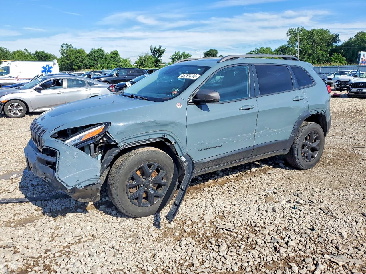 2015 JEEP CHEROKEE TRAILHAWK 4X4