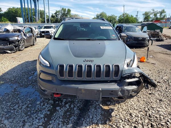 2015 JEEP CHEROKEE TRAILHAWK 4X4