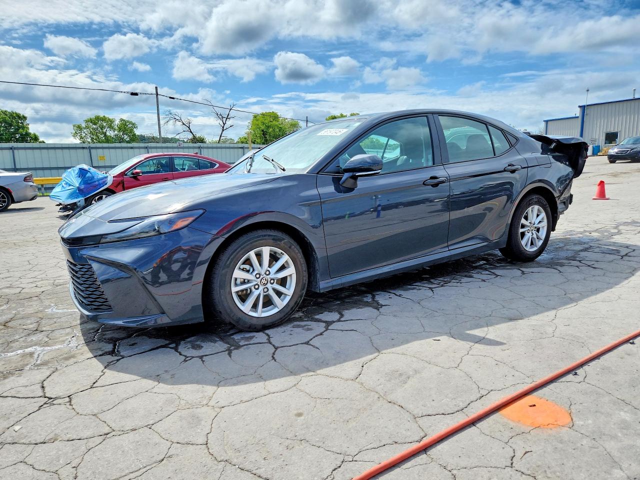 2025 TOYOTA CAMRY