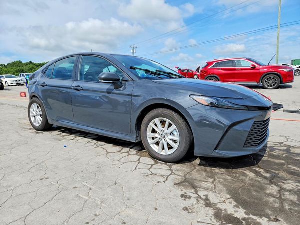 2025 TOYOTA CAMRY