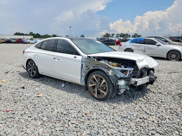 2021 HYUNDAI SONATA SEL Plus
