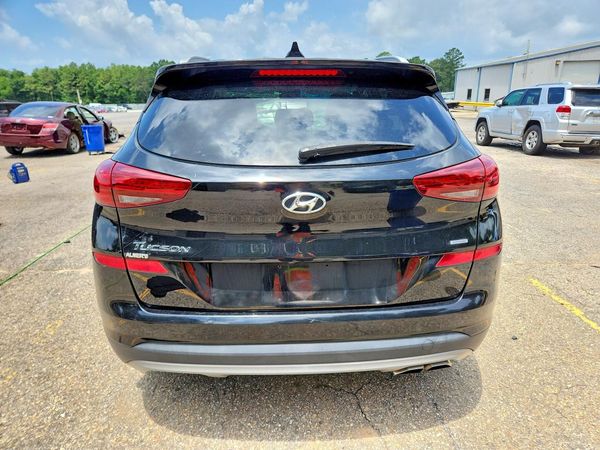 2021 HYUNDAI TUCSON