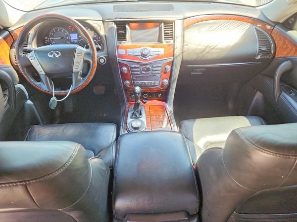 2017 INFINITI QX80
