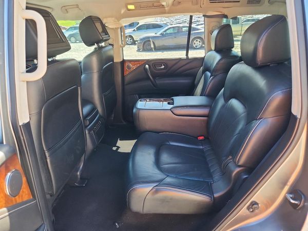 2017 INFINITI QX80