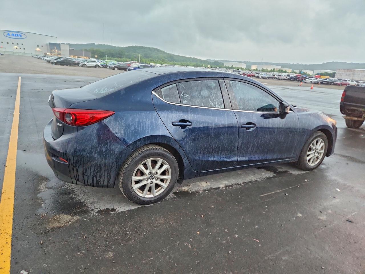 2016 MAZDA 3 Sport/GX