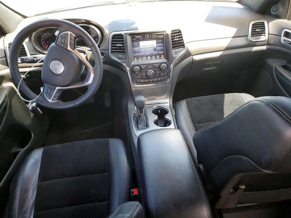 2017 JEEP GRAND CHEROKEE LAREDO 4X4