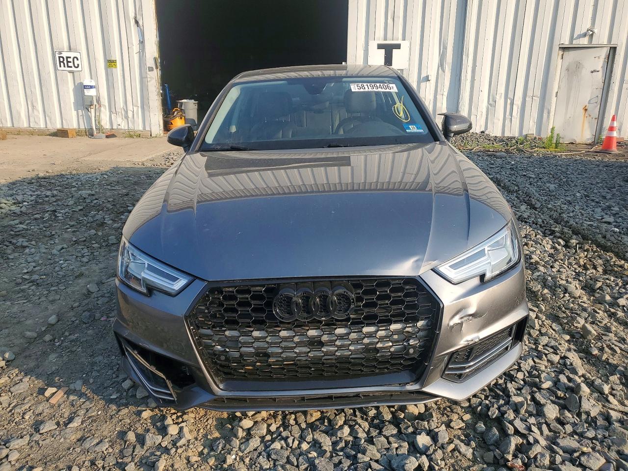 2018 AUDI A4