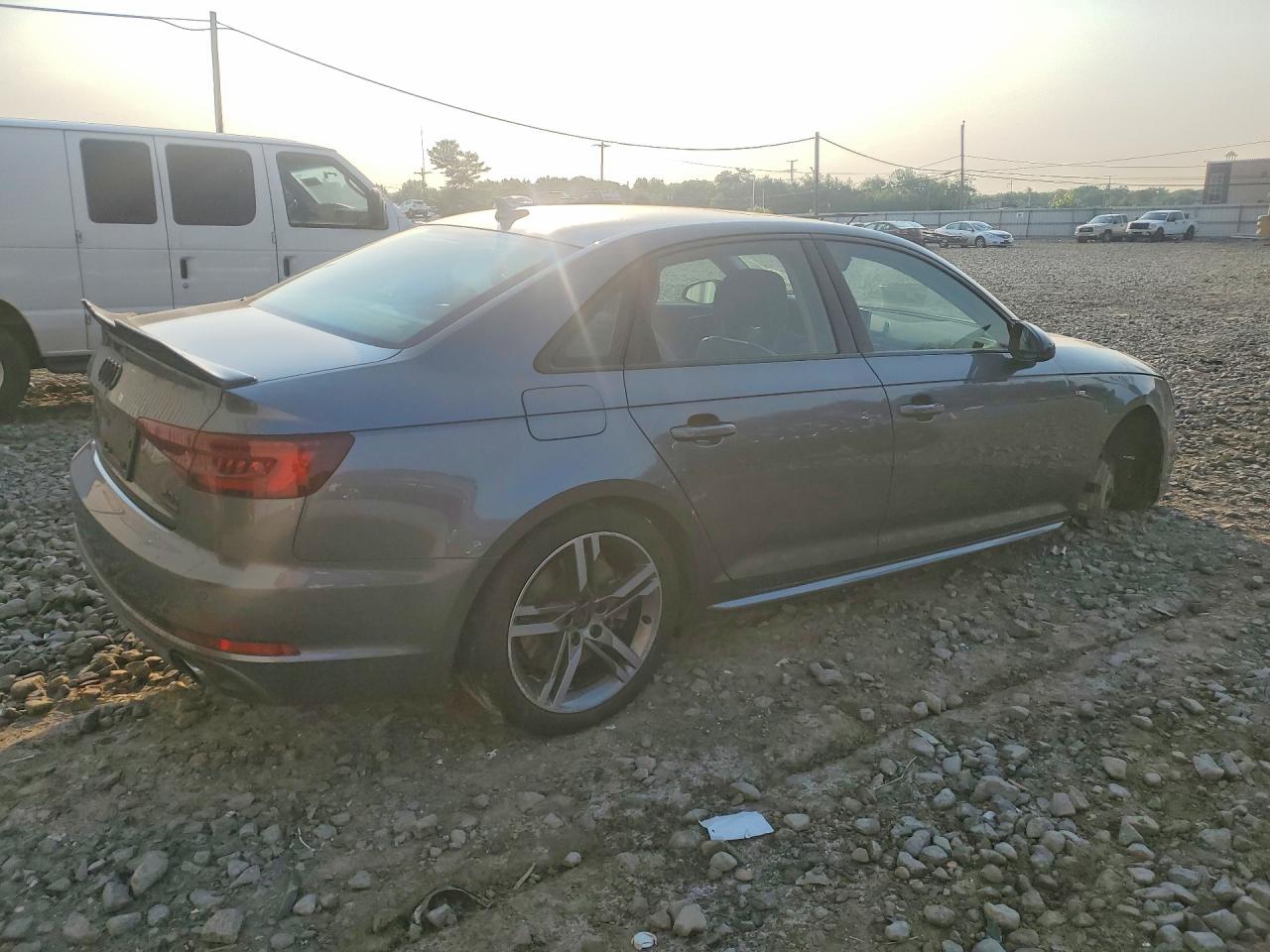 2018 AUDI A4