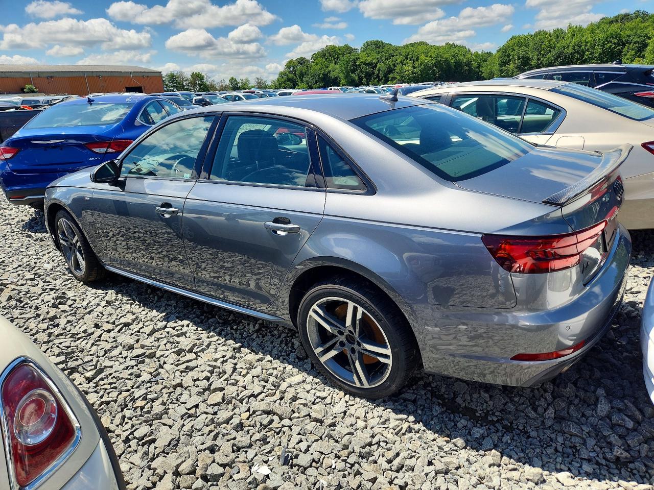 2018 AUDI A4