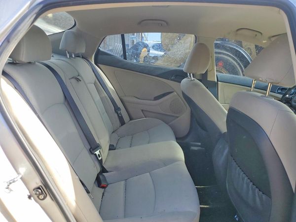 2014 KIA OPTIMA 2.4 LX STD/Conv